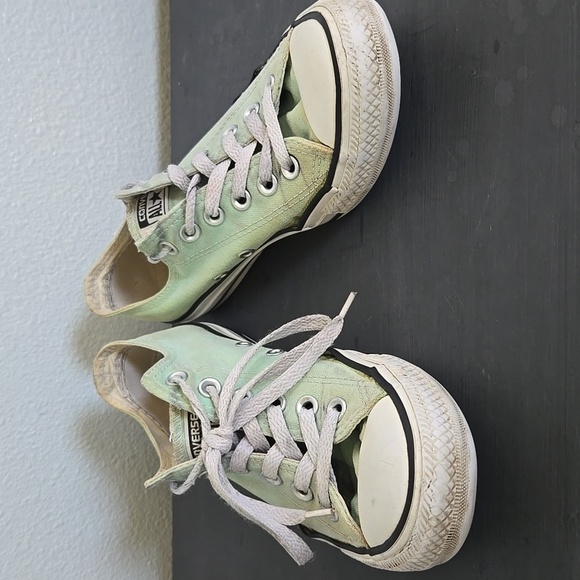 Converse Mint Green Sneakers Size 7 - Picture 1 of 8